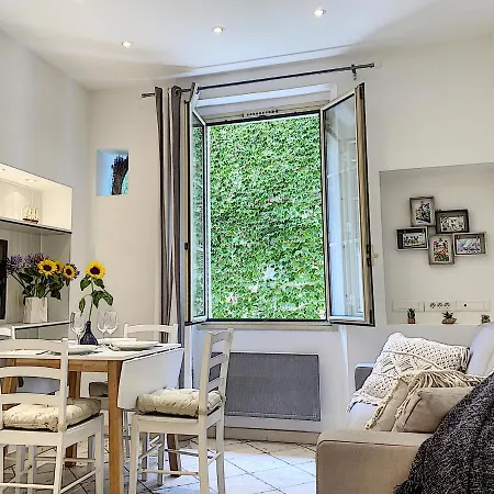 Charming Flat In Old - 50m From The Sea *
