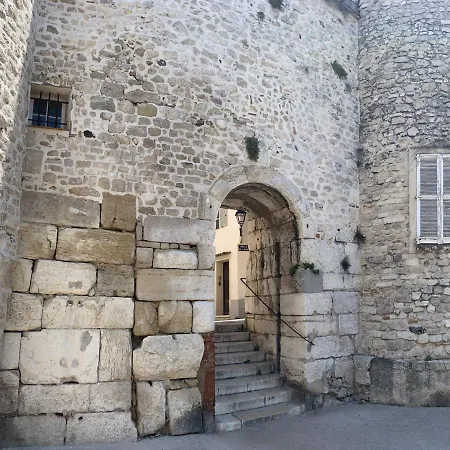 Charming Flat In Old - 50m From The Sea * Antibes
