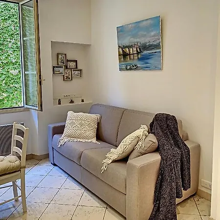 Charming Flat In Old - 50m From The Sea *