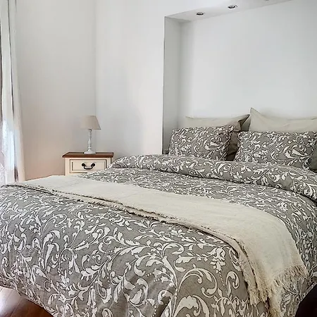 Charming Flat In Old - 50m From The Sea
